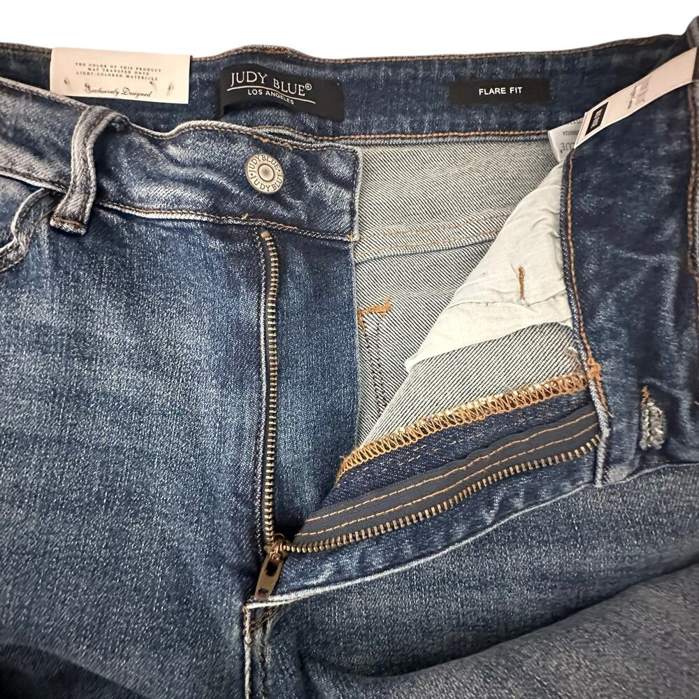 NWT Judy Blue Mid Rise Flare Jeans Contrast Panel Bell Bottoms Size 14W - Picture 11 of 16